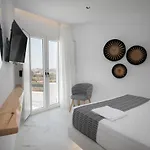 Black Concept Maisonette *