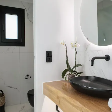 Naxos Black Concept Maisonette Дом отдыха Naxos City