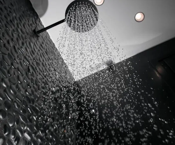 Дом отдыха Black Concept Maisonette *